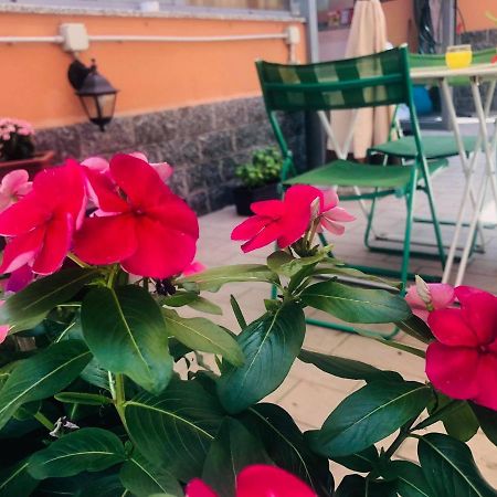 Hotel La Caravella Мілан Екстер'єр фото