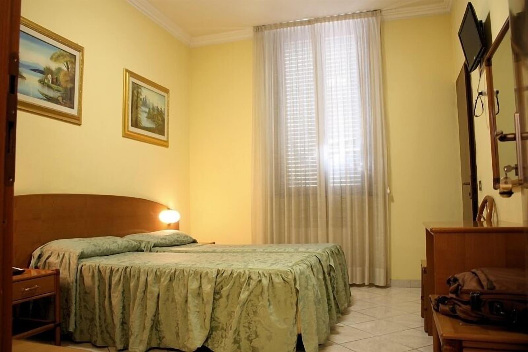 Hotel La Caravella Мілан Екстер'єр фото