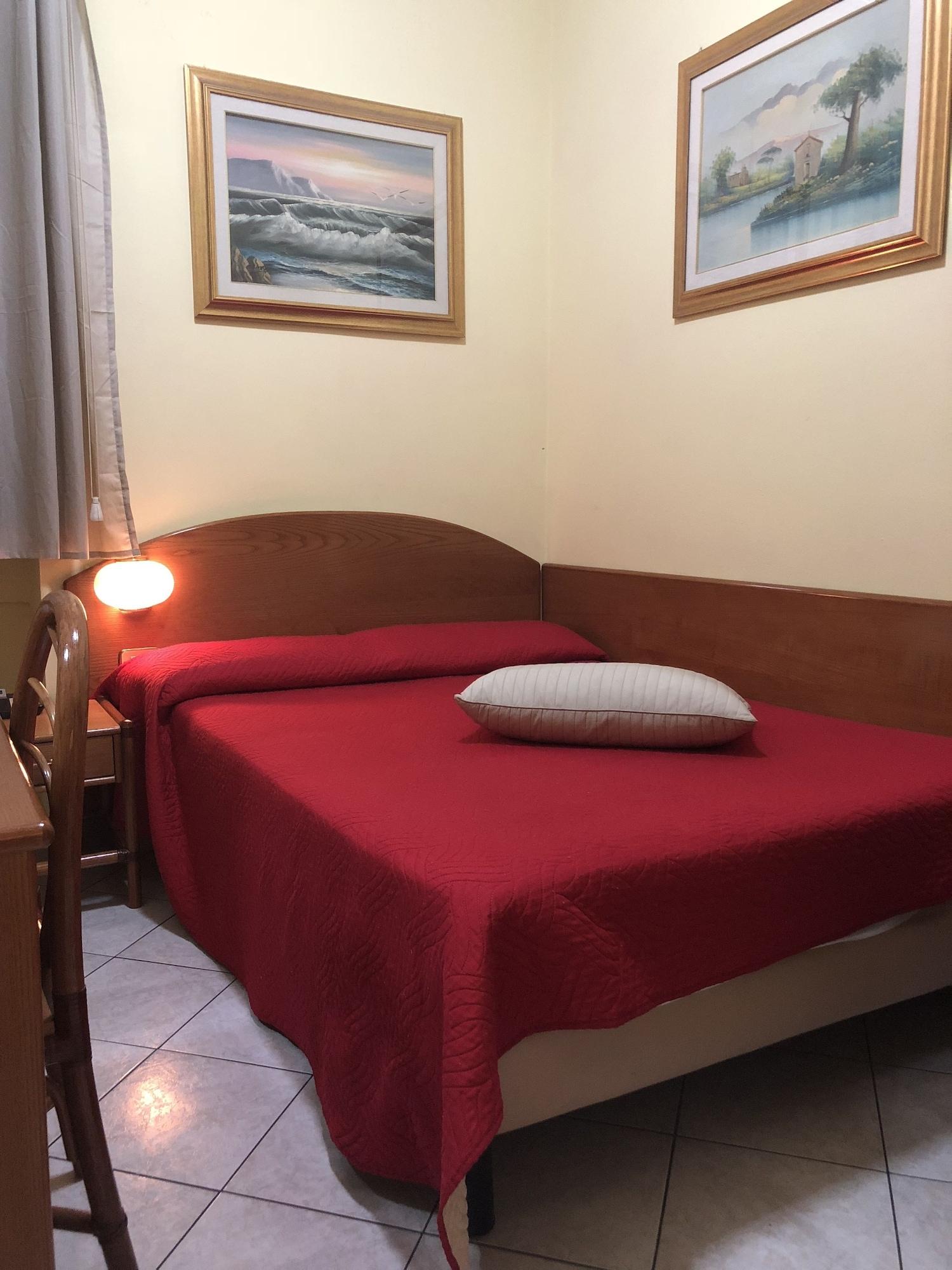 Hotel La Caravella Мілан Екстер'єр фото